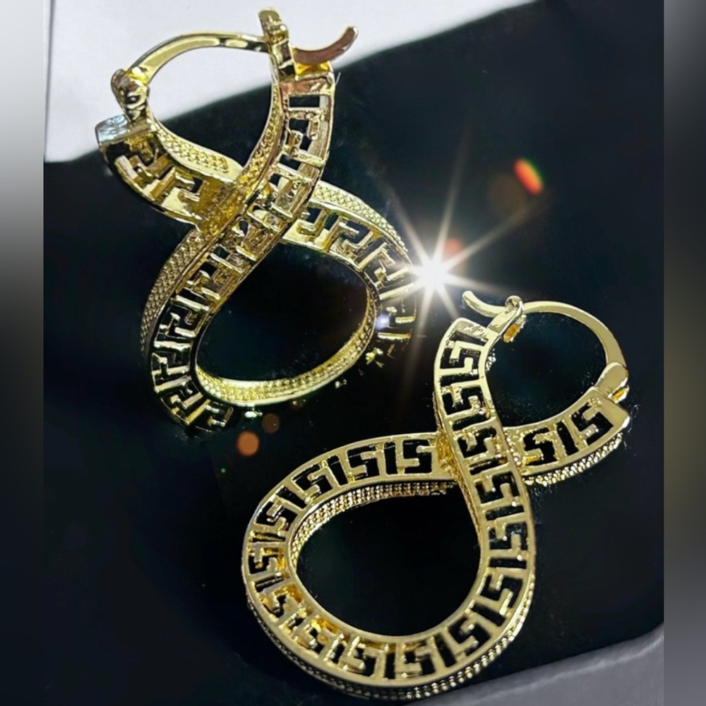 Infiniti Gold Hoop Rarrings